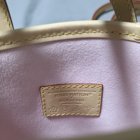 Louis Vuitton x Takashi Murakami Cherry Blossom Nano Bucket w/ Key pouch - Picture 4 of 11